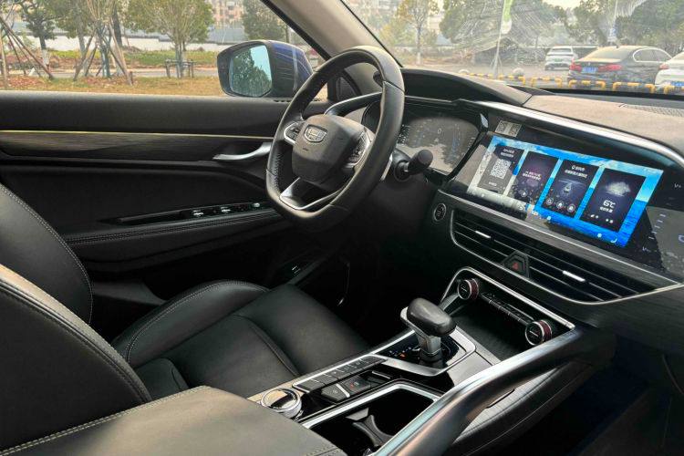 Geely Tugella 2020